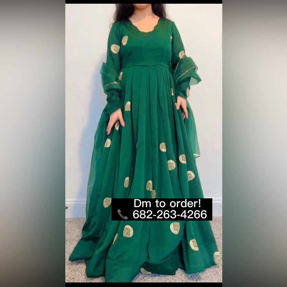 Anarkali set. Lehenga. Salwaar kameez. Message for real price. - Picture 2 of 6